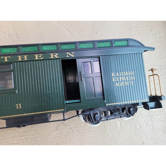Bachmann Big Haulers Southern Railway Combination Train set 3 car with 15 tracks - Picture 13 of 16